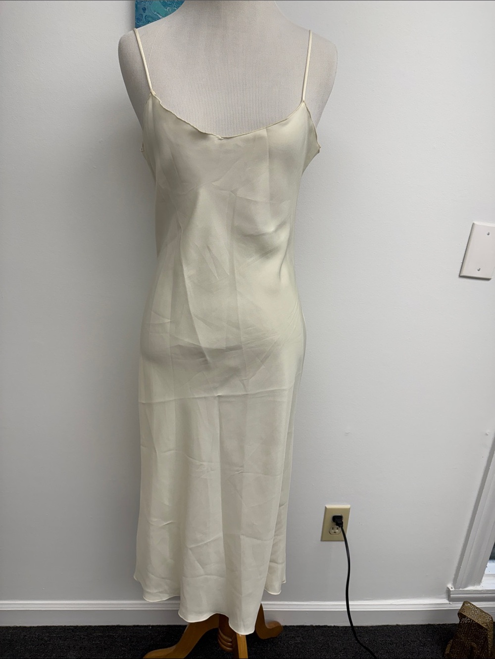 Cream Slip Spaghetti Straps sz.6 MAYLE vintage